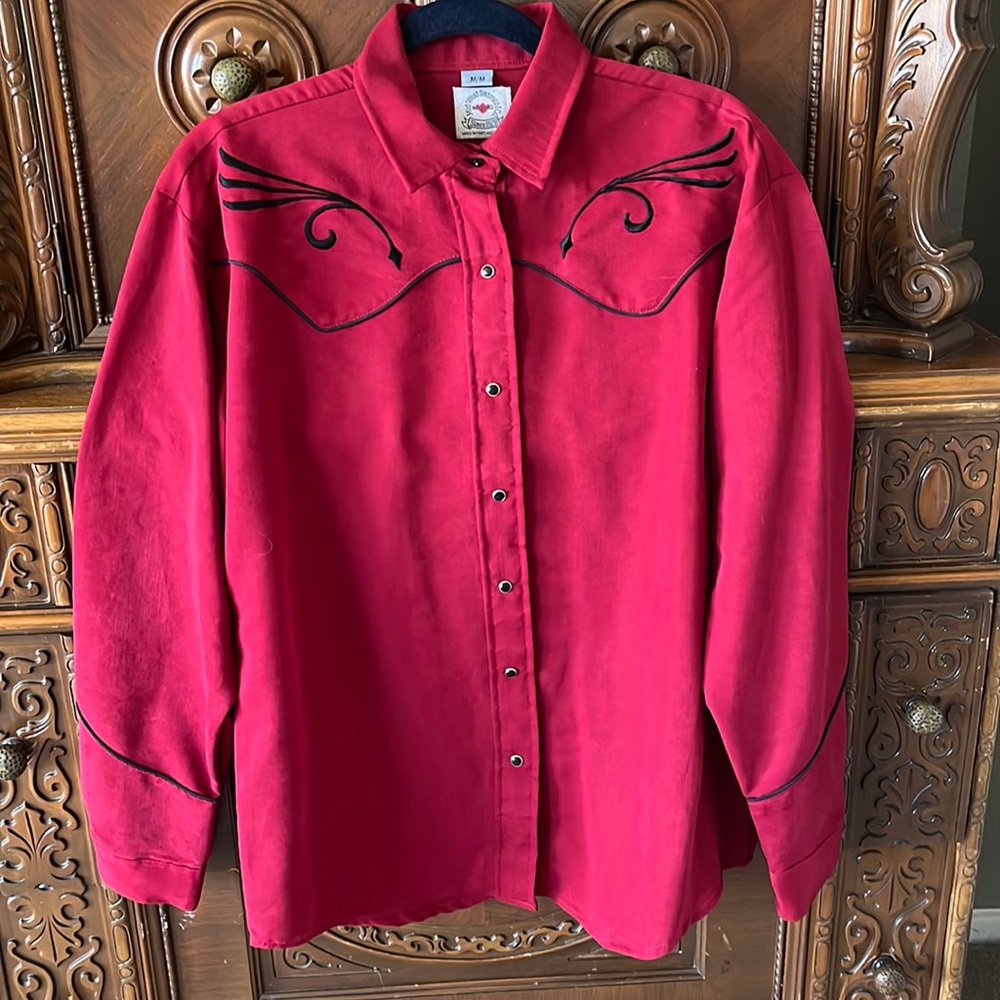 Mid Western Garment Co red/burgundy western/rodeo shirt